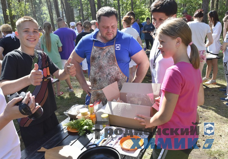 547688989880 (15).jpg